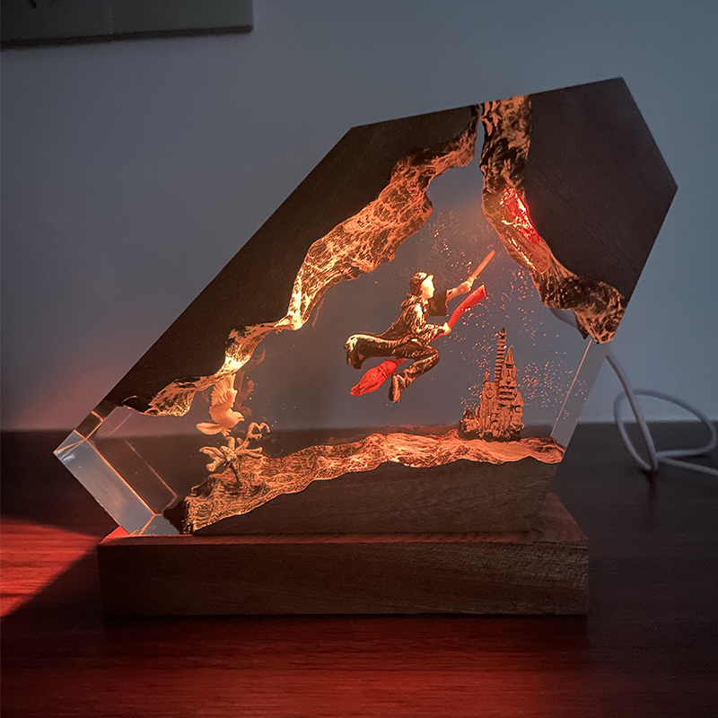 木製レジンエポキシランプ ウィザードボーイ＆フクロウ ナイト - Desk Setup Lamp のレビューと価格