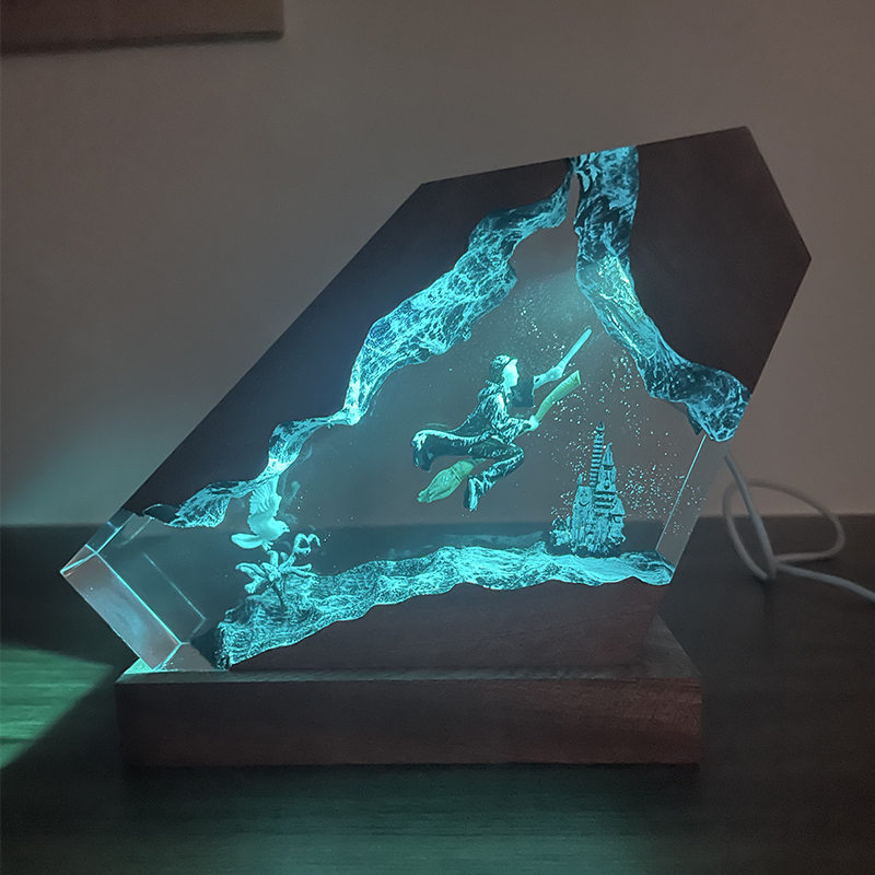 木製レジンエポキシランプ ウィザードボーイ＆フクロウ ナイト - Desk Setup Lamp のレビューと価格