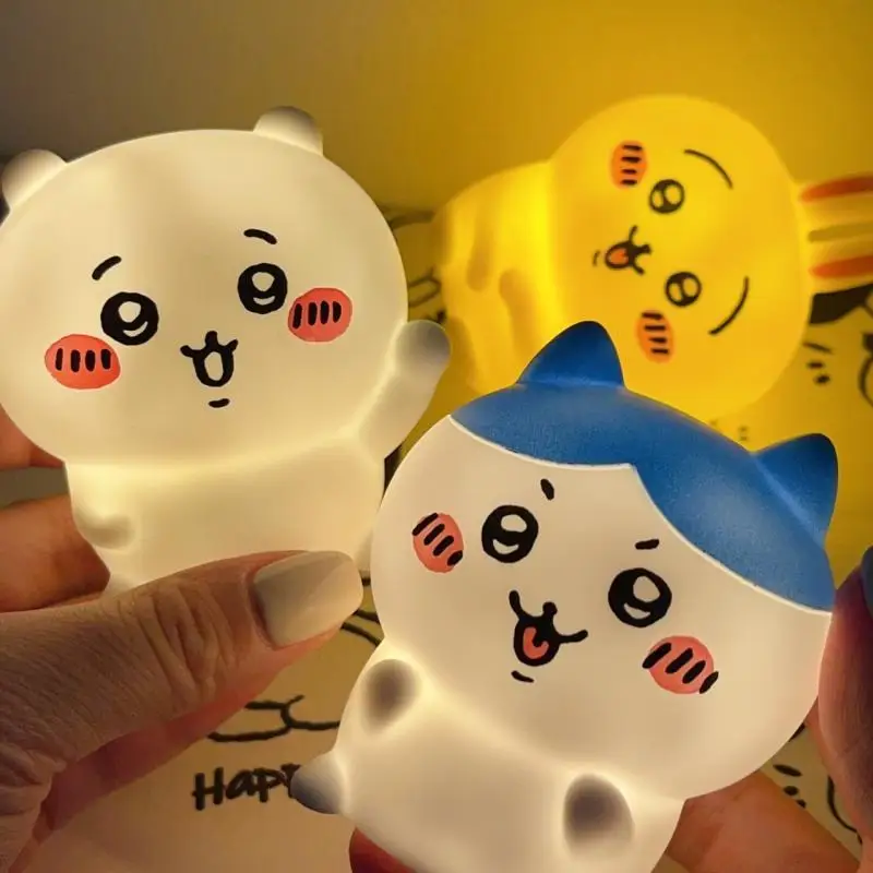 アニメ「ちいかわ」のビニール製人形、夜間照明としても使える、 - Desk Setup Lamp のレビューと価格